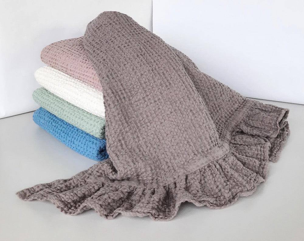 Linen Ruffle Blanket/ Waffle Throw/ Organic Linen/ Bedspread/ Wrap/ Flax Plaid/ Linen Bedding
